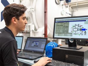 مدیریت تجهیزات TPMو ماشین الات